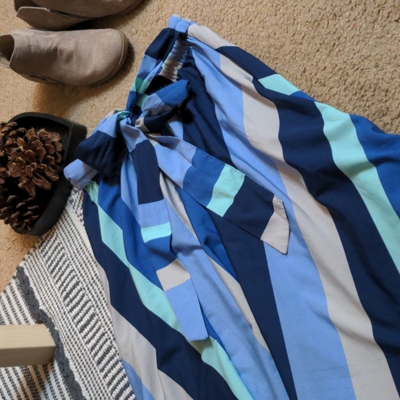 🌼Vintage A-Line Blue Striped Skirt with a Bow🌼 - Picture 4 of 7